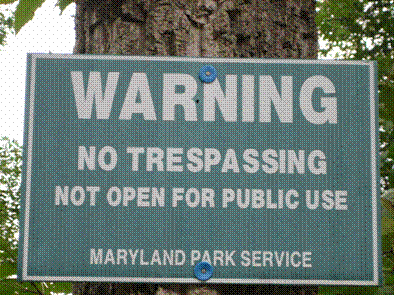 No trespassing sign